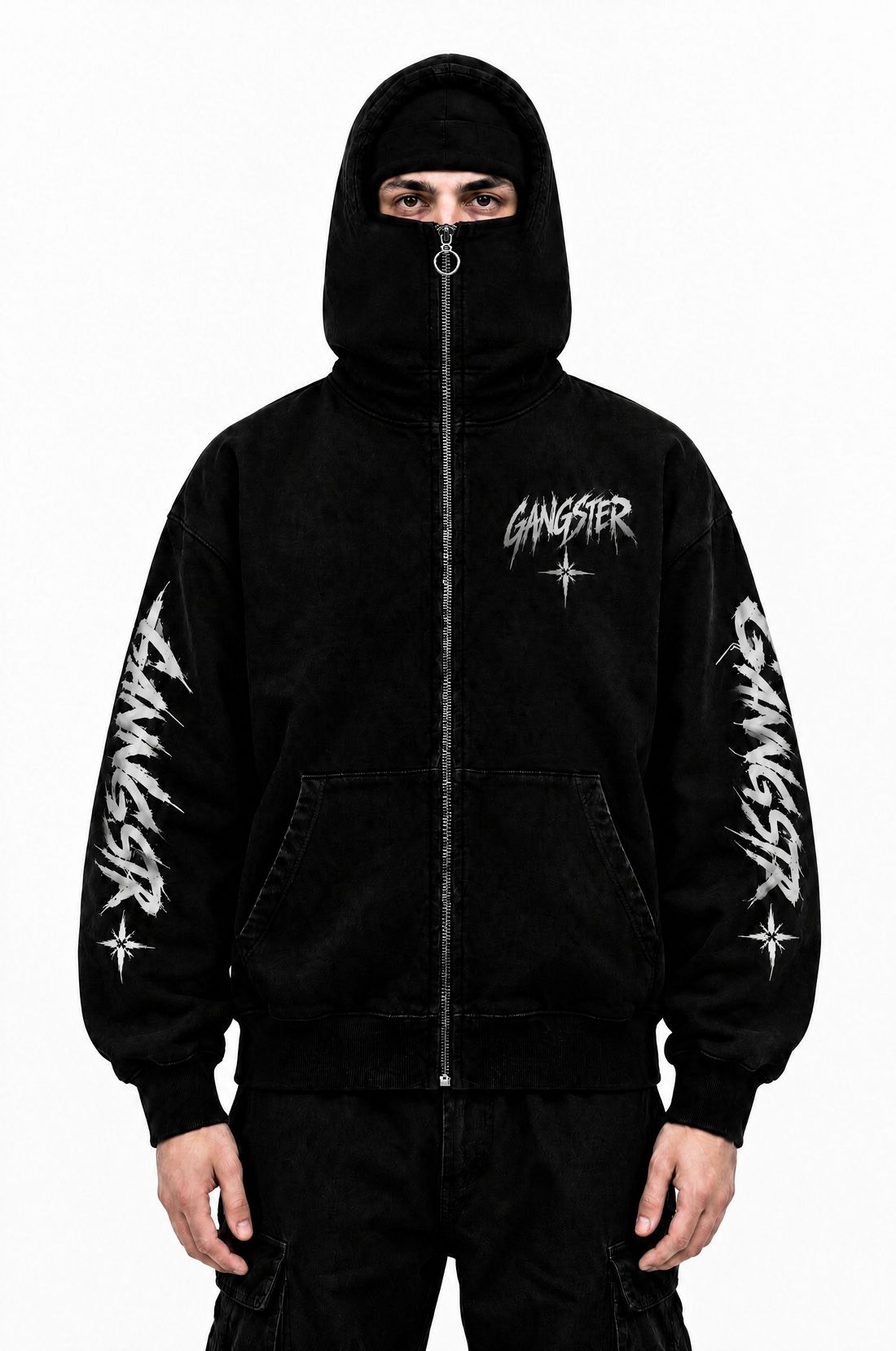 Kapüşonu takılı siyah GANGSTER hoodie, önden